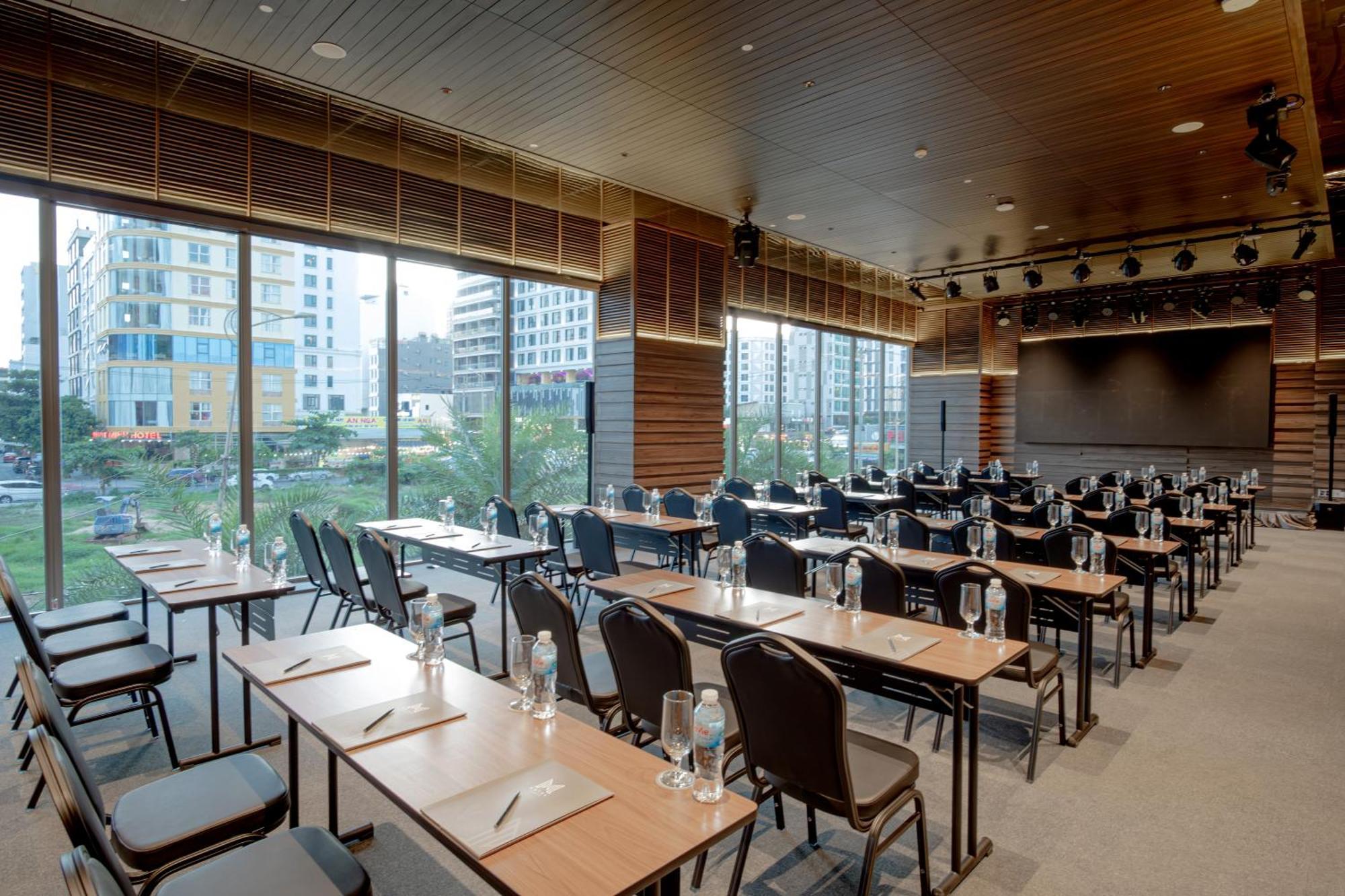 M Hotel Danang Ngoại thất bức ảnh The Auditorium